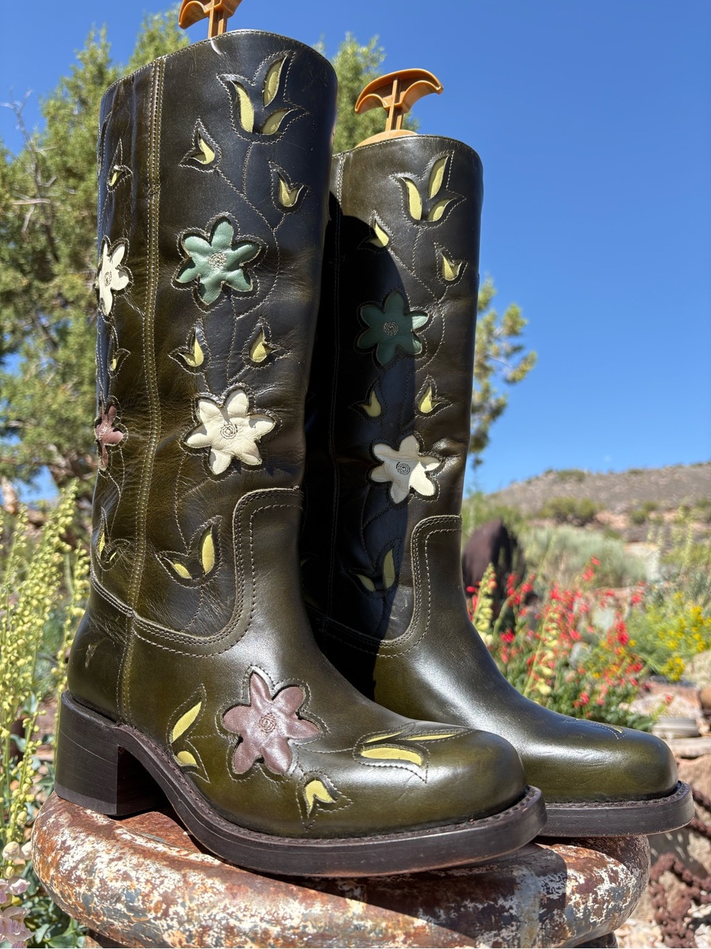 NWOT FRYE x Anthropologie Campus 14L Green Floral Cutout Boots - Picture 7 of 16